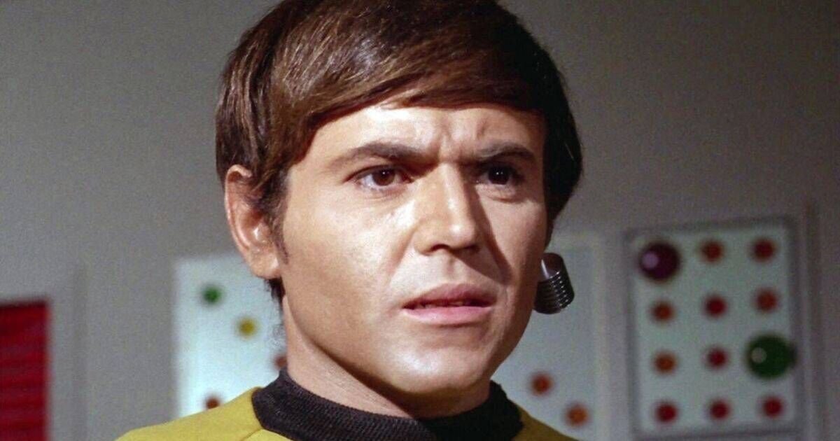Close up of Walter Koenig in a Star Trek still